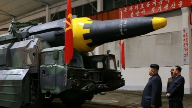 Il nuovo missile modello 'Hwasong 12' testato dal regime di Pyongyang