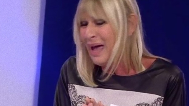 Uomini e Donne: Gemma Galgani scoppia in lacrime.