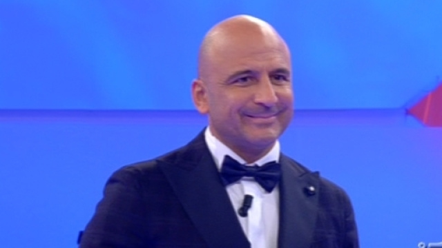 Ultime news Uomini e Donne, Nino abbandona