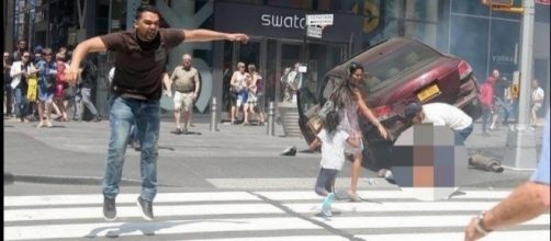 Richard Rojas, the man behind the Times Square crash, tried to flee from the scene. Marinella Maier/ www.twitter.com