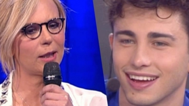 Amici, Maria De Filippi molto criticata: ecco per quale motivo.
