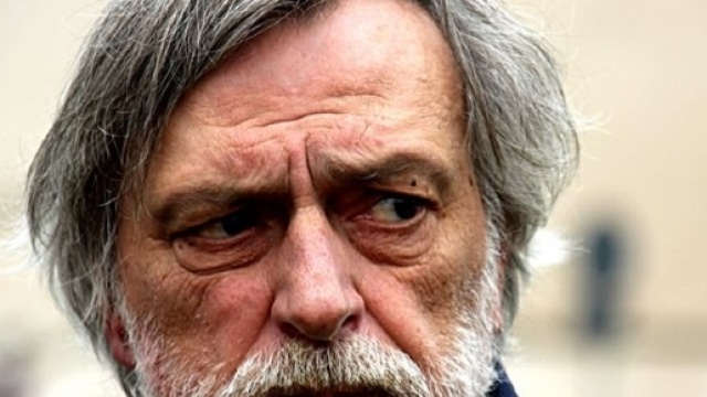 Gino Strada parla del caso ONG e di altri temi legati a guerre e migrazioni