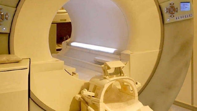 Risonanza magnetica aperta Sarzana | Risonanza magnetica ... - imagolunae.it