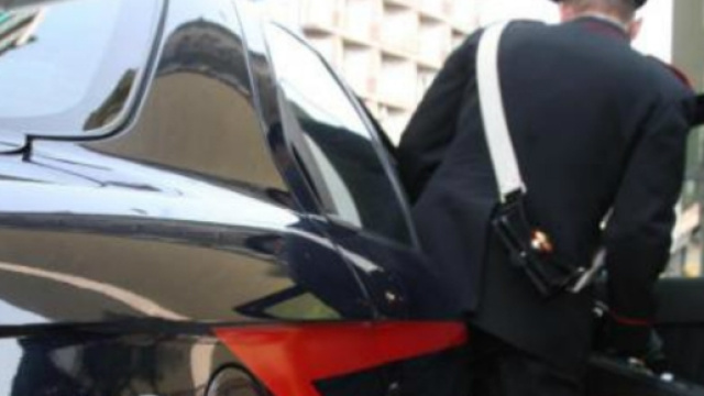 Una pattuglia della radiomobile dei Carabinieri