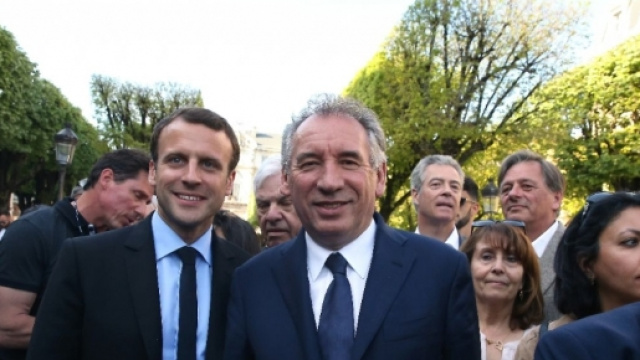 Une loi de moralisation, premier chantier du nouveau gouvernement