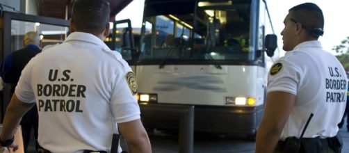 U.S. Customs and Border Protection Agents Check Bus | Flickr - flickr.com