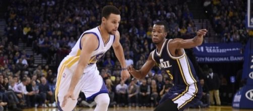 Steph Curry isn't worried about the nightlife in Utah, unlike many of his teammates - purpleandblues.com