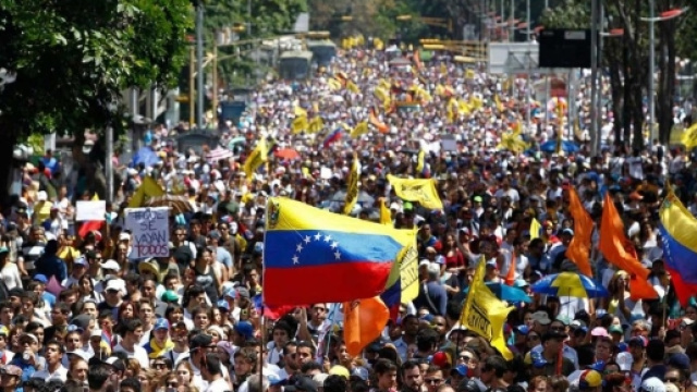 In Venezuela &egrave; quasi guerra civile: continuano le proteste contro ... - liberopensiero.eu