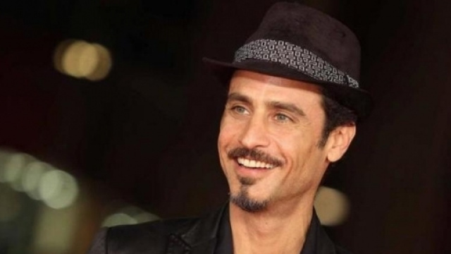 Isola, Raz Degan: &laquo;Ho un problema di salute spero non sia un handicap&raquo; - corriereadriatico.it