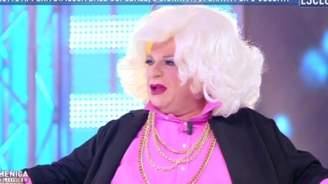 Video Domenica Live: Platinette - SERVIZI | MEDIASET ON DEMAND - mediaset.it