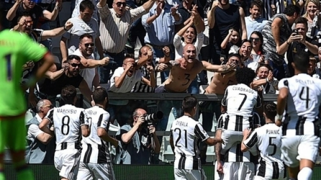 Juventus-Crotone: 3-0 per la Capolista, sesto titolo consecutivo - www.si.com
