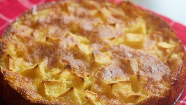 Torta di mele senza forno: una delizia!