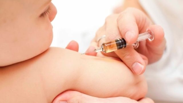 Vaccinazioni obbligatorie per l'accesso a scuola: rischio perdita patria potest&agrave;