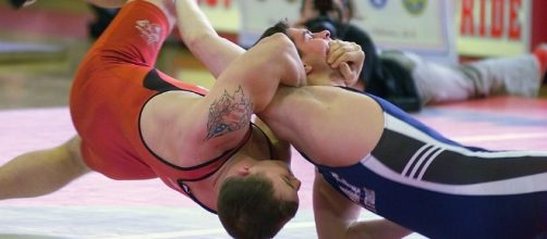 Reporter body slammed by GOP candidate - image Pixaby