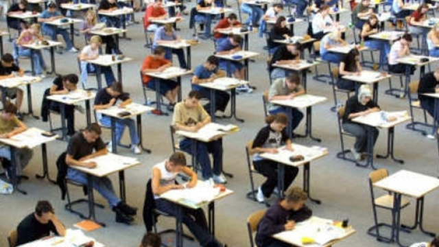 Maxi-concorso Regione, prova preselettiva rinviata a fine giugno ... - triesteprima.it