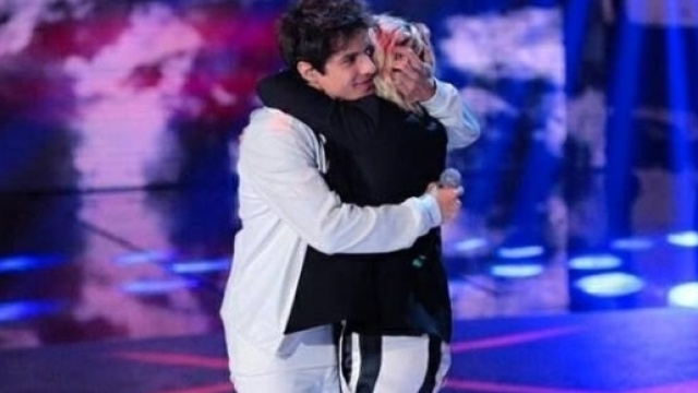 Mike Bird eliminato: il dolce gesto di Emma Marrone