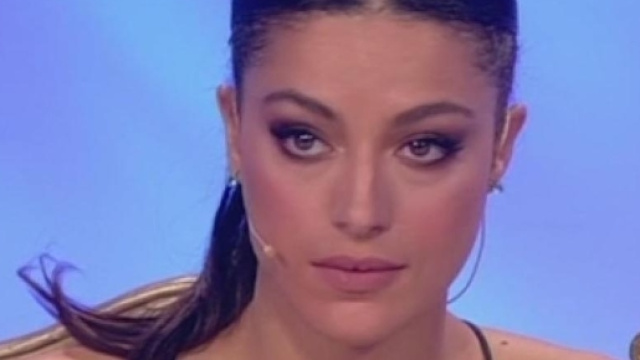 Uomini e Donne anticipazioni: Desir&eacute;e Popper ABBANDONA IL TRONO ... - bitchyf.it