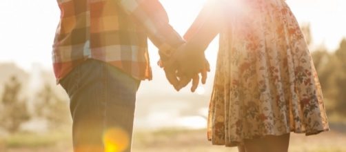 All The Ways He's Letting You Know That He Really Likes You &ndash; Page ... - boredbug.com