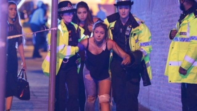 Esplosioni alla Manchester Arena dopo un concerto: morti e feriti - fanpage.it