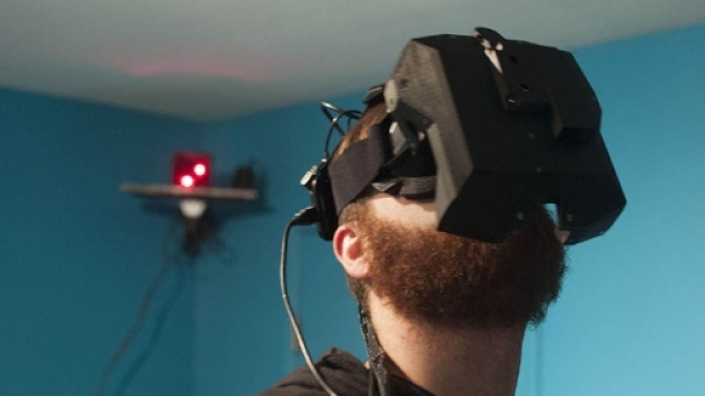 HTC Vive: la realt&agrave; virtuale che sta appassionando gli italiani