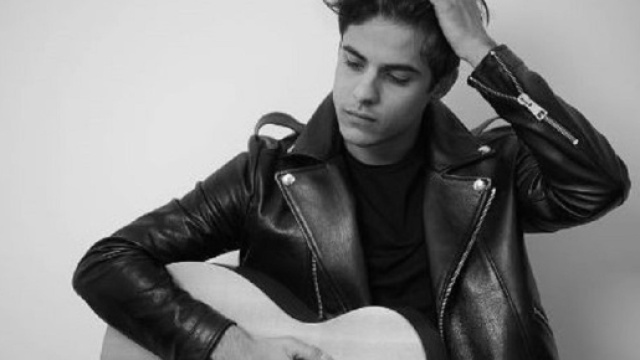 Il cantante di Amici, Mike Bird.