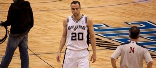 Ginobili scored 15 points, Wikimedia Commons https://commons.wikimedia.org/wiki/File:Manu_Gin%C3%B3bili.jpg