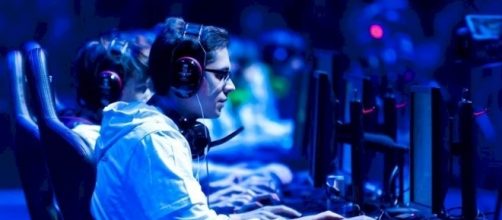 Rise Of College E-Sports - theodysseyonline.com