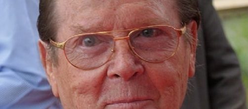 Roger Moore (Frantogian -- Wikimedia Commons)