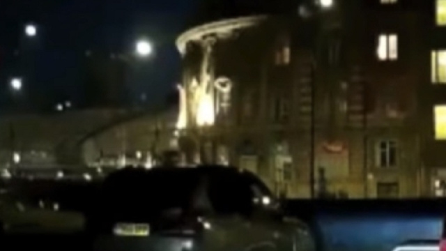 Attentato Manchester, l'esplosione vista dalla macchina - blitzquotidiano.it