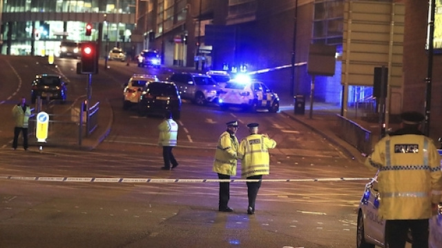 C'&egrave; stata un'esplosione al concerto di Ariana Grande a Manchester ... - ilpost.it