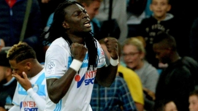 Les trois noms que l'OM veut pour remplacer Bafetimbi Gomis - madeinfoot.com