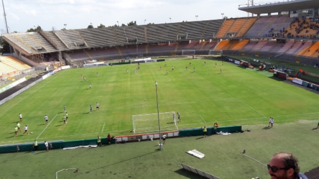Una foto dello stadio "Via del mare".