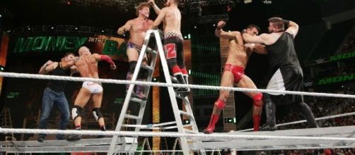 The 2017 'Money in the Bank' competitors were revealed on 'SmackDown Live.' [Image via Blasting News image library/inquisitr.com]