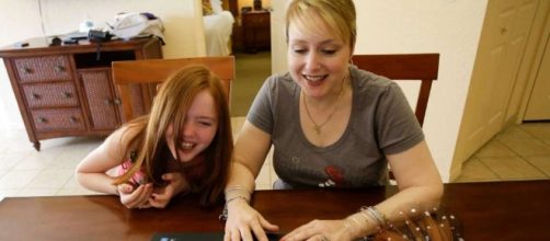 Toy makers' new darlings: tiny critics on YouTube - Times Union - timesunion.com