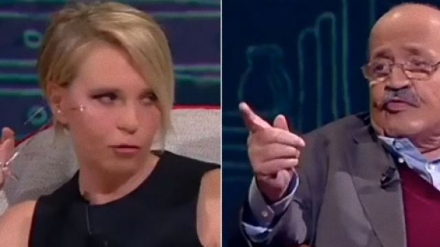 Maurizio Costanzo risponde ai dubbi di Maria De Filippi: 'Non ti ho mai tradita'.