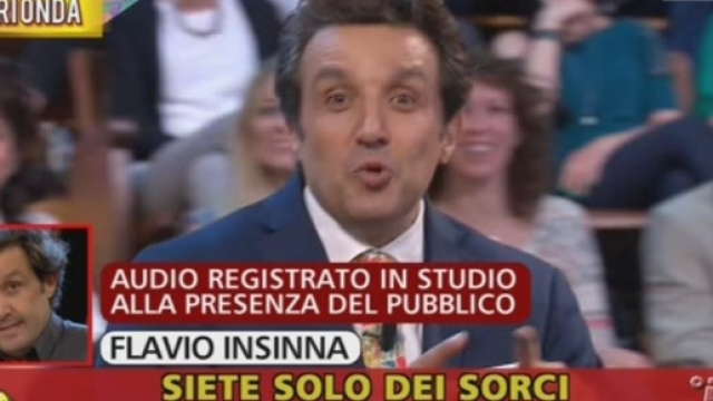 Flavio Insinna posta le sue scuse su Facebook