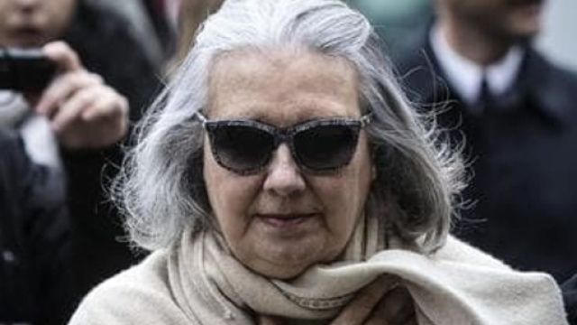 La stilista Laura Biagiotti ha avuto un malore. &Egrave; ricoverata al Sant'Andrea di Roma in condizioni disperate