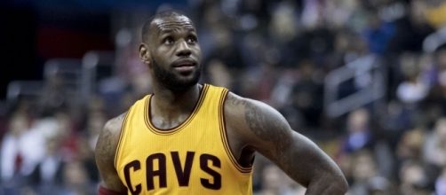 LeBron James admits that thinking about the Warriors is stressful - Keith Allison / Flickr