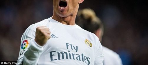 Cristiano Ronaldo euf&oacute;rico despu&eacute;s de marcar un gol