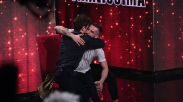 Andreas Muller vince 'Amici 16'.