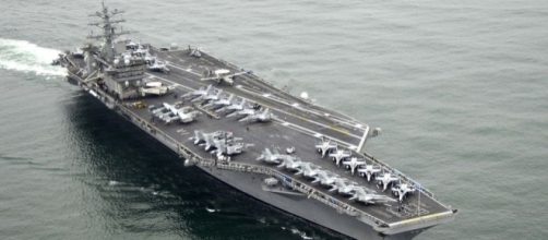 File:USS Nimitz (CVN-68).jpg - Wikimedia Commons - wikimedia.org