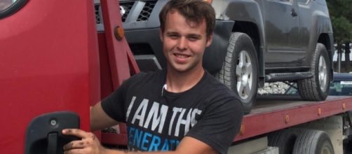 Joseph Duggar Is Engaged To Kendra Caldwell And Getting Slammed ..Social networks