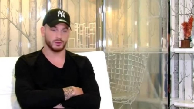 Raphael P&eacute;pin r&eacute;agit aux rumeurs d'infid&eacute;lit&eacute; !