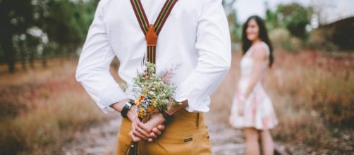 Sinais de que seu crush est&aacute; interessado em algo mais (Foto: Pixabay)