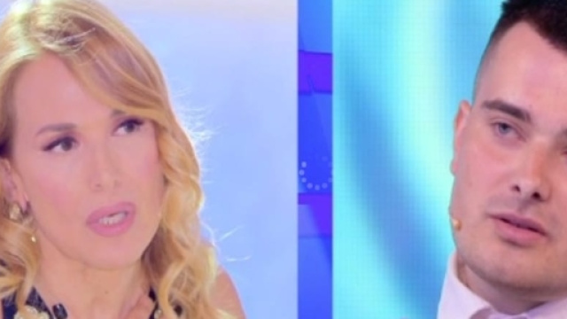 Domenica Live, lite tra la Barbara D'Urso e il figlio di Cicciolina: - today.it