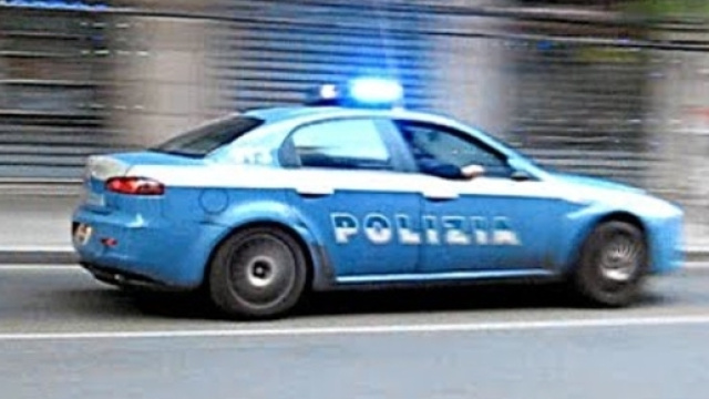 Due maxi risse e atti vandalici sabato sera ad Intra. 38 le persone identificate, filmati videocamere di sicurezza al vaglio degli Agenti.