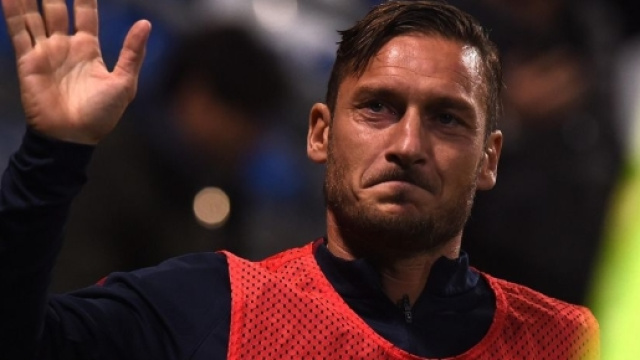 Totti si ritira davvero dal calcio? - eurosport.com