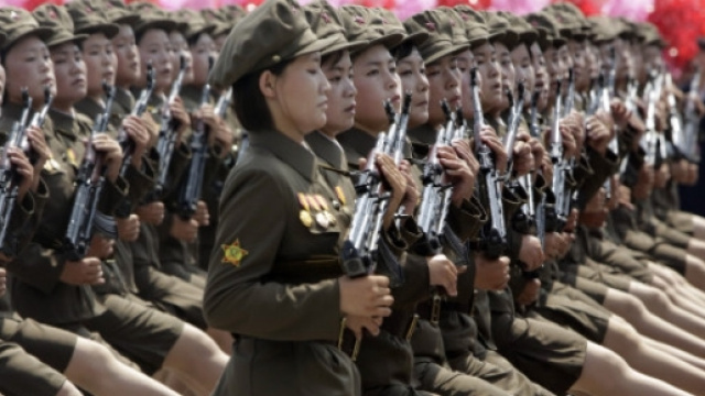 PHOTOS. Cor&eacute;e du Nord: Pyongyang expose sa puissance