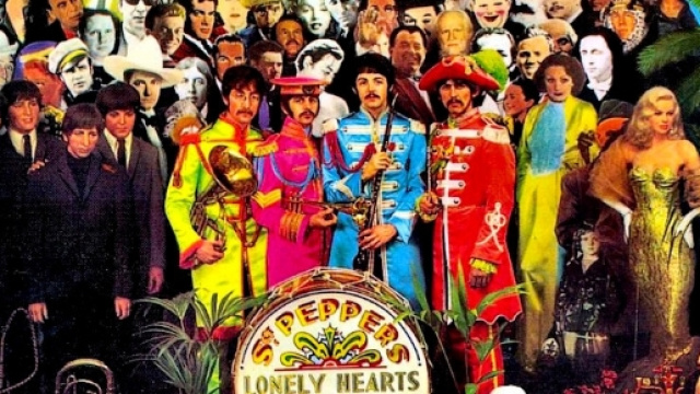 Sgt. Pepper's' Lonely Hearts Club Band compie 50 anni.