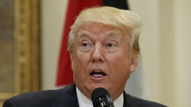 Donald Trump in visita a Papa Bergoglio il 24 maggio a Roma. Il primo viaggio all'estero del tycoon comprende Medio Oriente, G7 e NATO a Bruxelles